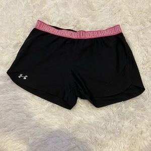 UNDER ARMOUR athletic shorts